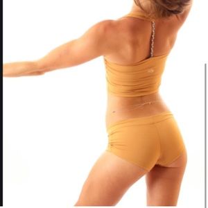 Mika hot yoga/pole Meeko shorts.  New.